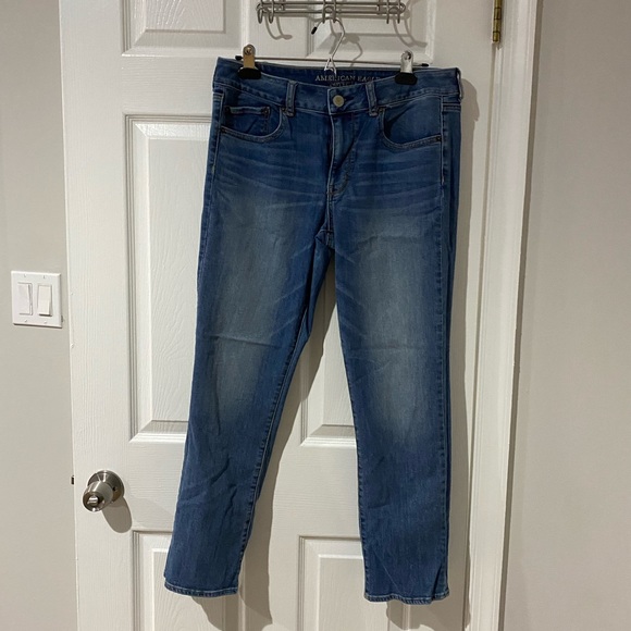 American eagle mid rise straight short jeans size 12 - Picture 1 of 3